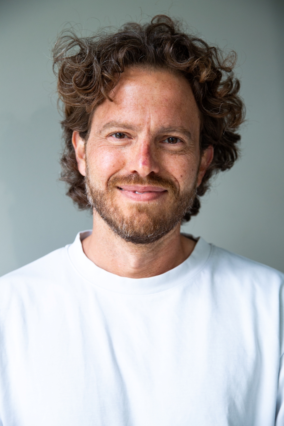 Avner Meyrav